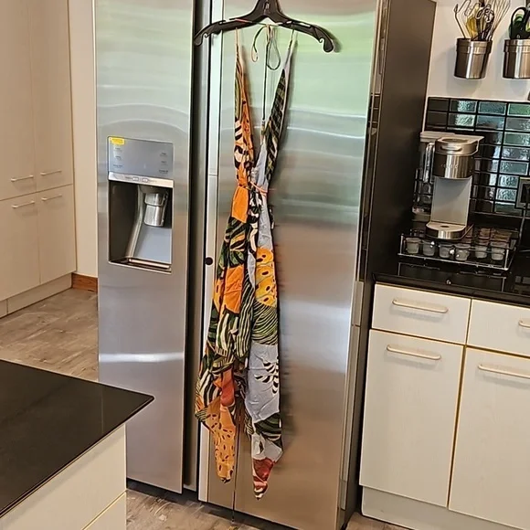 FARM RIO Striped Bananas Cover-Up Dress ~ Multi-Color Tropical Print Medium NWOT - Picture 13 of 16